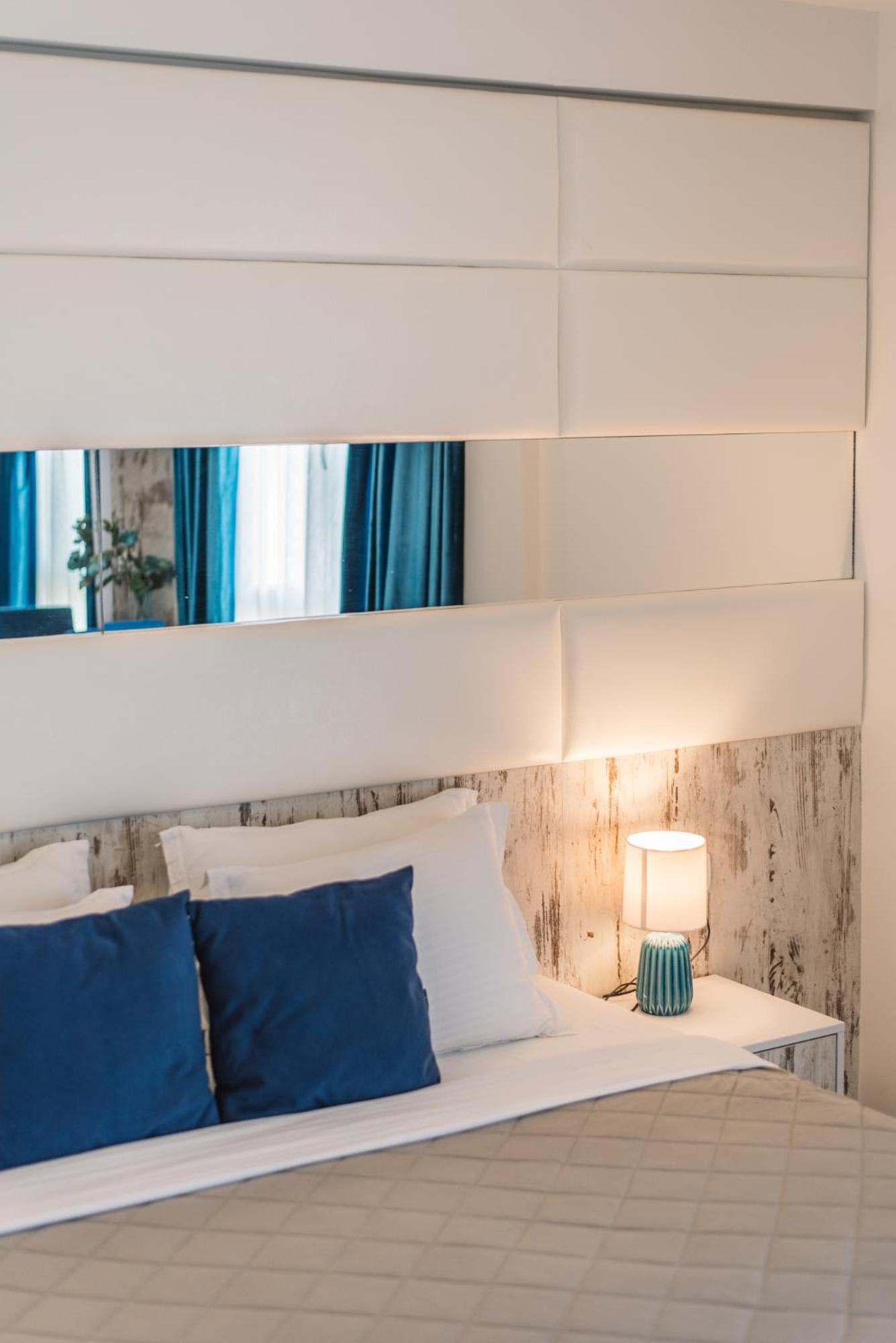 Boutique Hotel "Salina" ウルツィニ エクステリア 写真