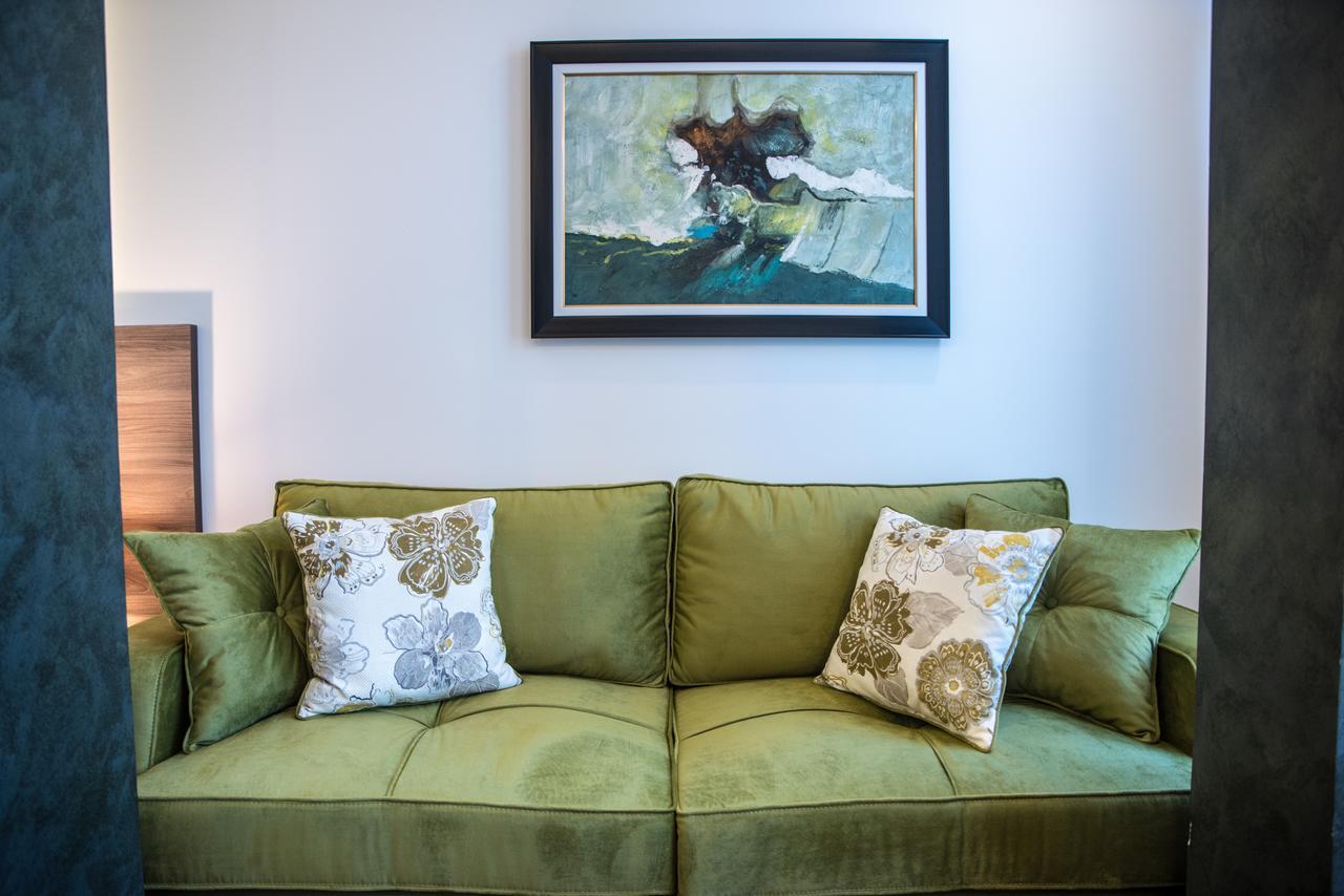 Boutique Hotel "Salina" ウルツィニ エクステリア 写真