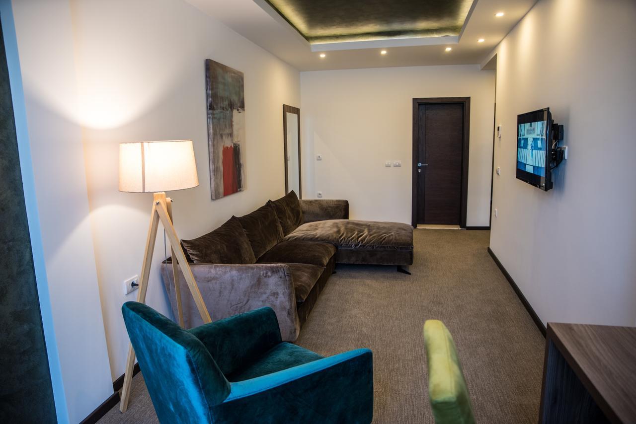 Boutique Hotel "Salina" ウルツィニ エクステリア 写真