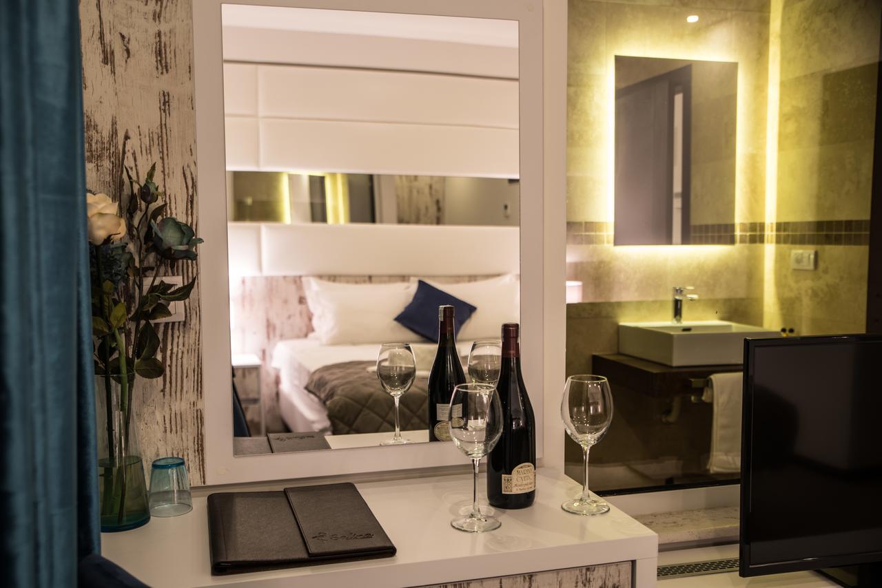 Boutique Hotel "Salina" ウルツィニ エクステリア 写真